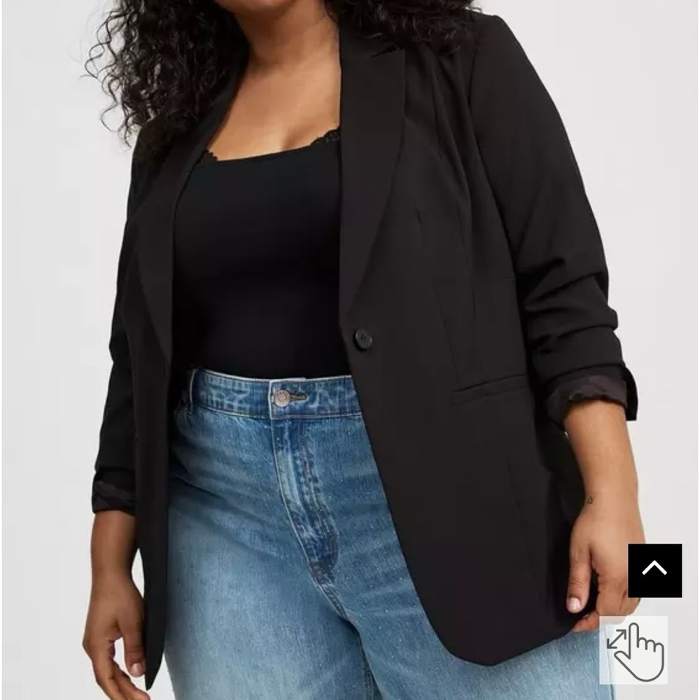 Torrid (Size 4X) NWT Black Studio Cutaway Blazer Women’s Jacket
